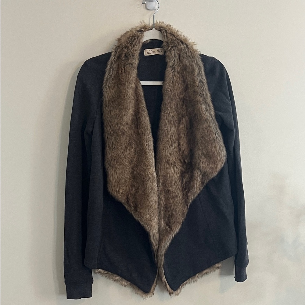 Hollister‎ Faux Fur Trim Cardigan Sweatshirt XS S 2010s Jersey Gray Cozy Winter